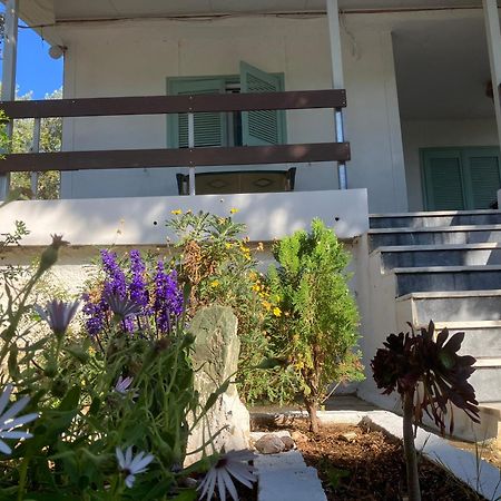 Kokos Traditional Family House Sounion Exterior foto